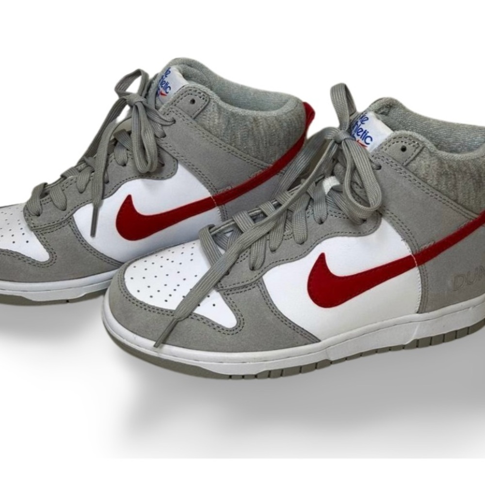 Nike Dunk SE Athletic Club Light Smoke Gray Gym Red